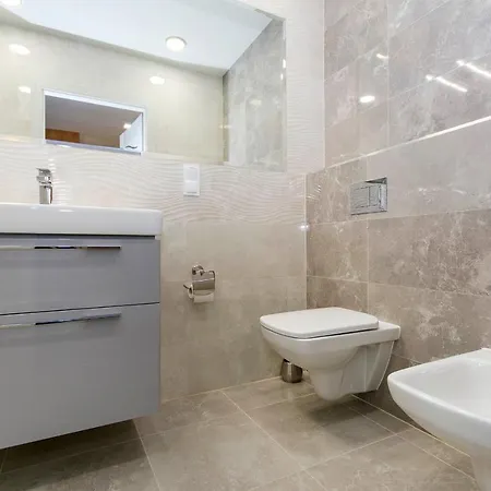 Amber Z Garażem Moj-sopot Pl Apartament *